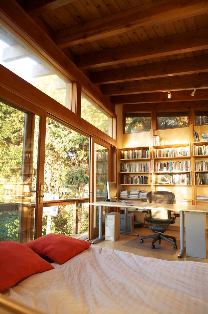 Creating a Sustainable Home Office