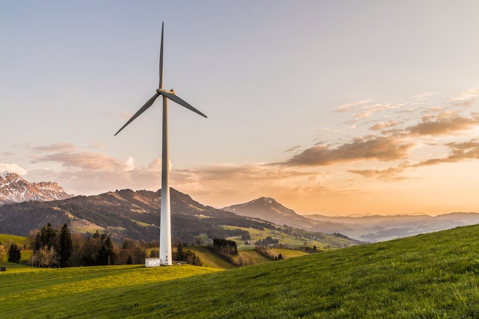 The Role of Renewable Energy in Remote Work