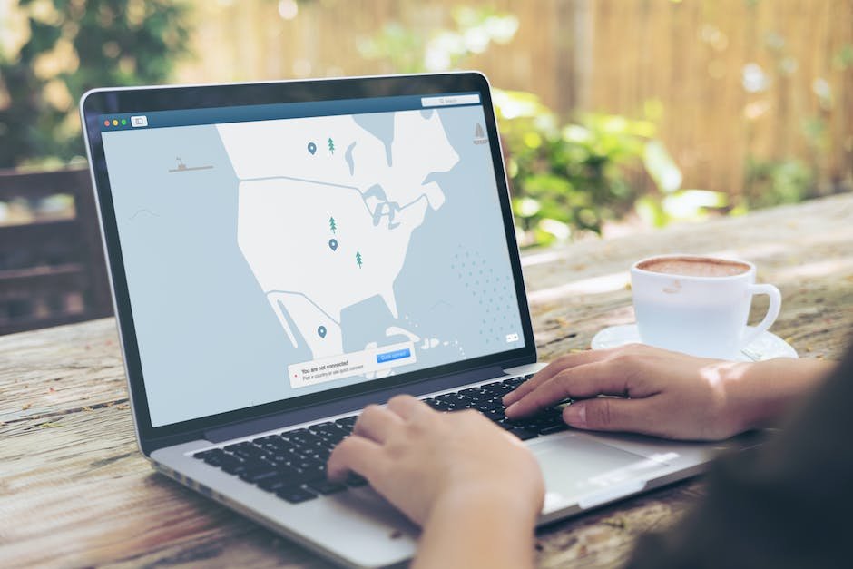 Choosing the Right VPN for Secure Remote Work While Traveling